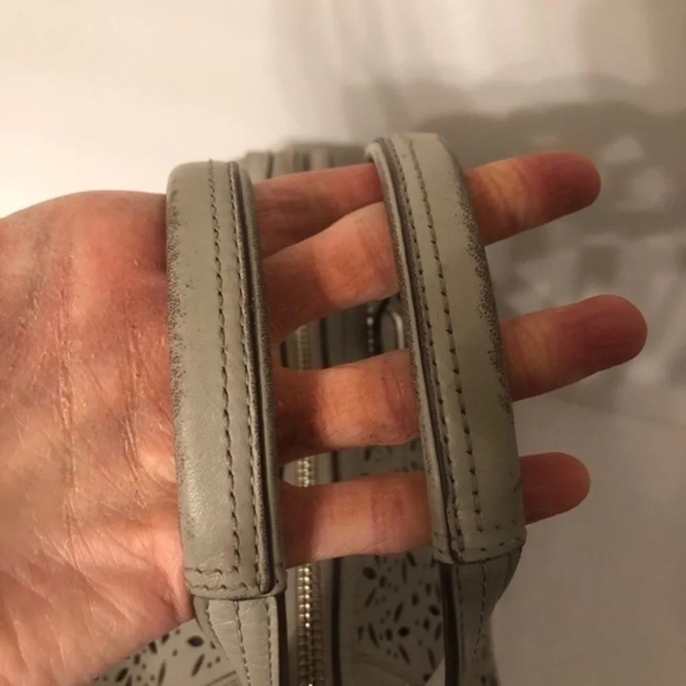 COACH TAYLOR EYELET LEATHER SATCHEL (COACH F27392)